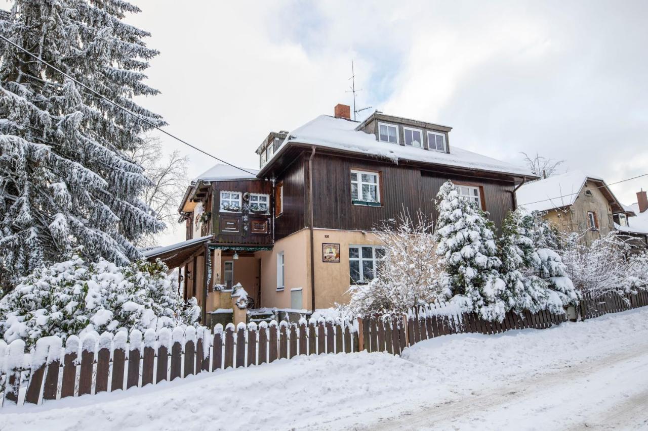 Venkovske Apartmany Tiche Pastviny Kamenicky Senov Exterior photo